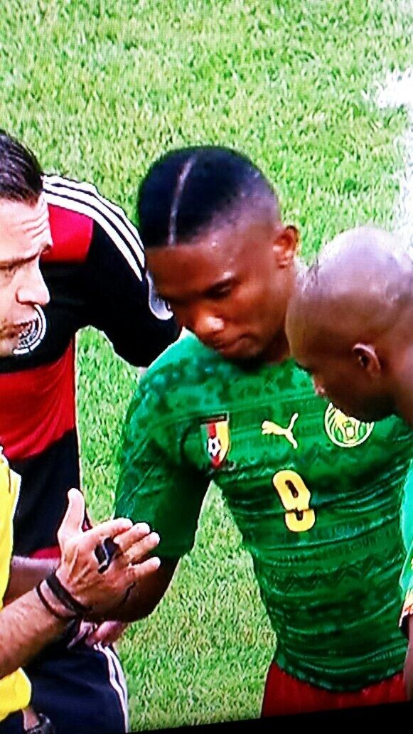 Μουντιάλ 2014: Το περίεργο κούρεμα του Ετό (photos)