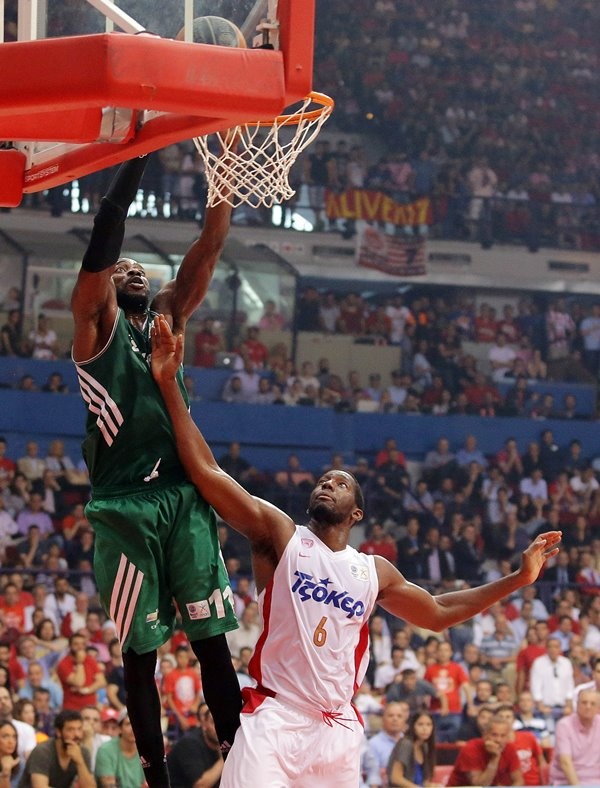 Παναθηναϊκός: Τα... όργια του Λάσμε στο ΣΕΦ (photos)