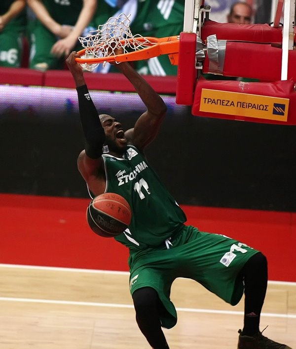 Παναθηναϊκός: Τα... όργια του Λάσμε στο ΣΕΦ (photos)