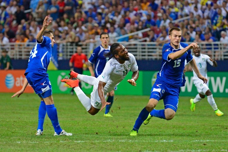 Mundial 2014: Βραβεύτηκε ο Ντρογκμπά (videos+photos)