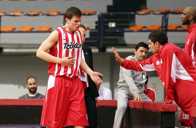 Αγραβάνης: «Καλή επιτυχία στον Ολυμπιακό μας» (photos)