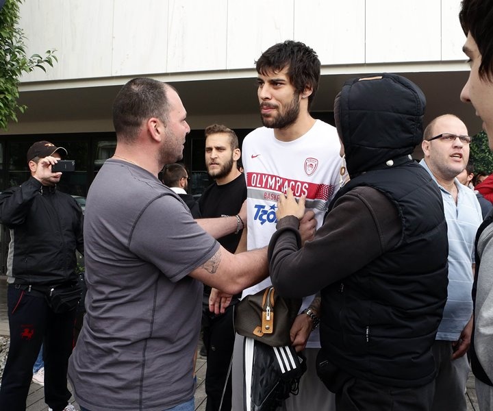 Ολυμπιακός: Με Αγγελόπουλο και «ντόπες» στο ΟΑΚΑ (photos)