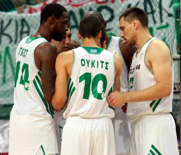 Adidas: «Πράσινο ξανά το πρωτάθλημα» (photo)