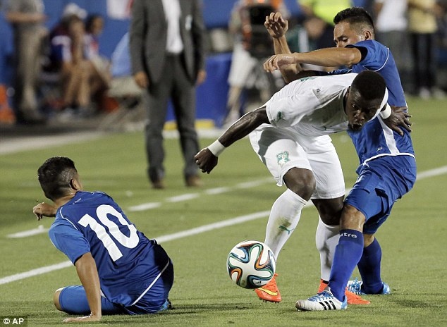 Mundial 2014: Προβληματισμένος ξανά ο Λαμουσί(photos)