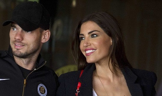 Μουντιάλ 2014: Αποχαιρέτησαν τις γυναίκες τους οι Ολλανδοί (photos)