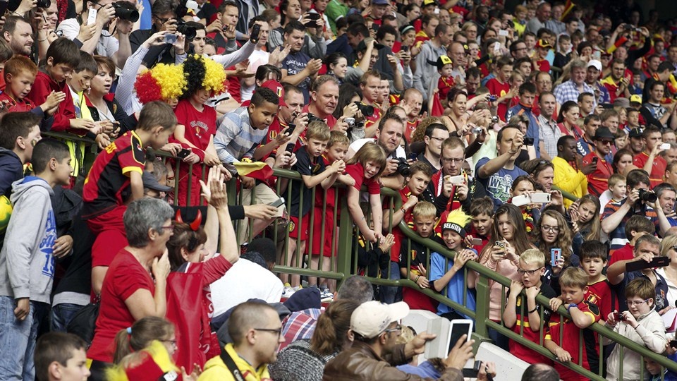 Mundial 2014: Βασιλικές ευχές για τους «κόκκινους διάβολους» (photos)