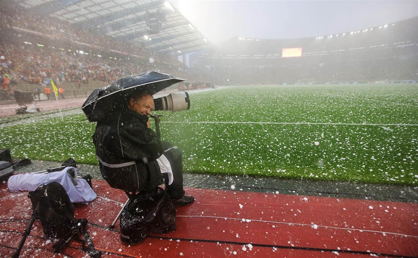 Mundial 2014: Βασιλικές ευχές για τους «κόκκινους διάβολους» (photos)