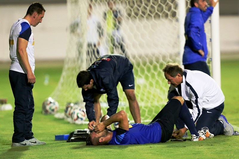 Μουντιάλ 2014: Ο τραυματισμός του Ταχτσίδη (photos)