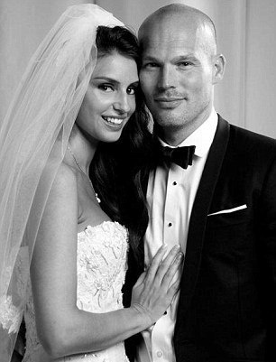 Φρέντι Λιούνγκμπεργκ: Παντρεύτηκε οπαδό της Τότεναμ (photos)