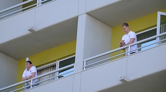 Μουντιάλ 2014: Στα μπαλκόνια οι Άγγλοι (photos)