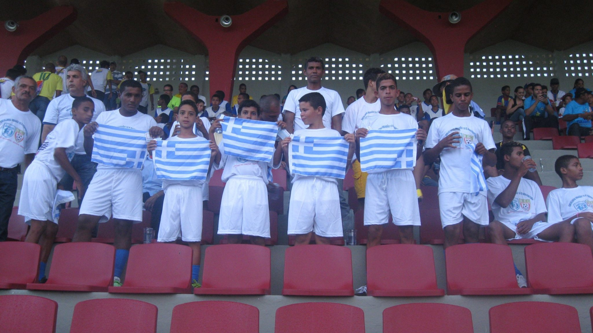 Mundial 2014: Κόσμος στην προπόνηση της Εθνικής (videos+photos)
