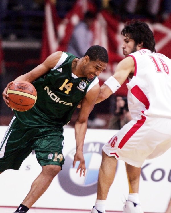 Ουίνστον στο Onsports: «Αξέχαστα τα επτά τρίποντα στο ΣΕΦ!» (photos+videos)