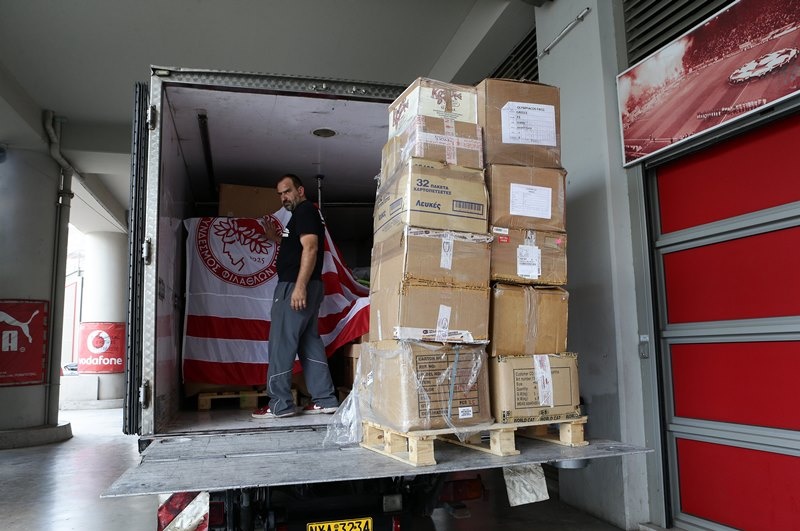 Ολυμπιακός: «Πετάει» η βοήθεια για Σερβία (photos)