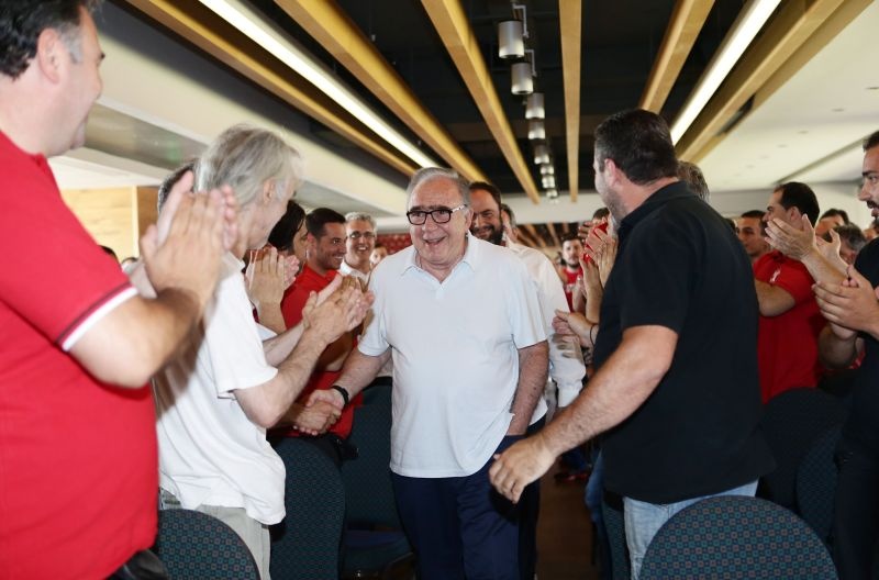 Ολυμπιακός: Παρουσία Μαρινάκη, Κόκκαλη το συνέδριο της Θύρας 7 (photos+video)