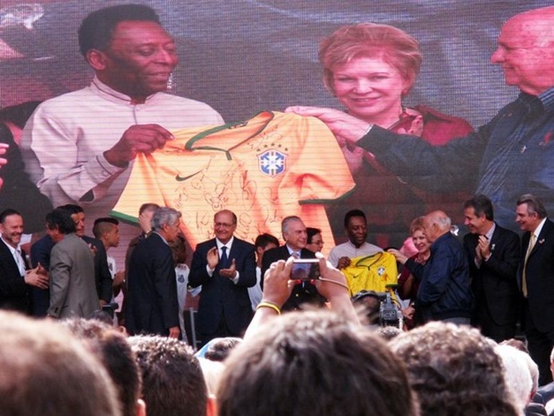 Παγκόσμιο Κύπελλο Ποδοσφαίρου 2014: Το μουσείο του Πελέ! (video+photos)