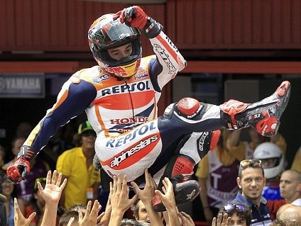 Moto GP: Στον... έβδομο ουρανό ο Μάρκεζ (photos+videos)
