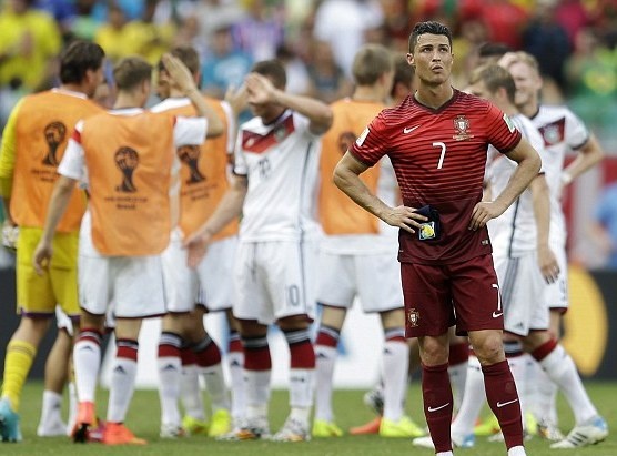 Παγκόσμιο Κύπελλο Ποδοσφαίρου 2014: Φήμες ότι ο Ρονάλντο είναι νοκ άουτ! (photos)