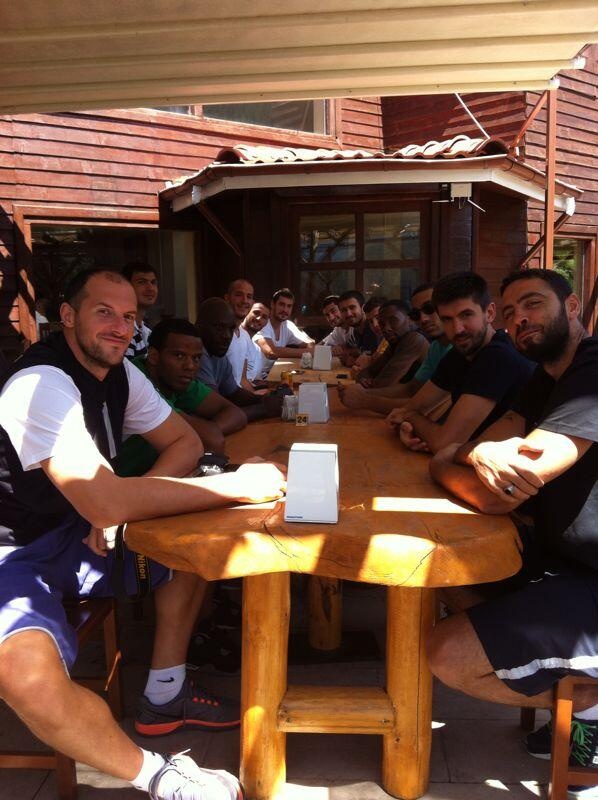 ΤΣΣΚΑ Μόσχας: Ευχαρίστησε την Μπάνβιτ ο Ιτούδης (tweets+photo)