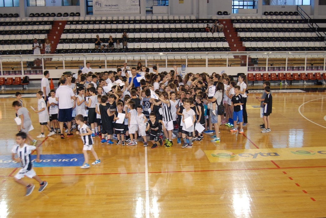 Απόλλωνας Πατρών: Χοροί στην Περιβόλα (photos)