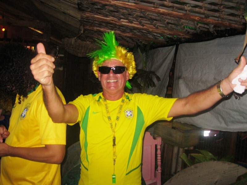 Παγκόσμιο Κύπελλο 2014: Ατελείωτο πάρτι στο Αρακαζού (photos+videos)