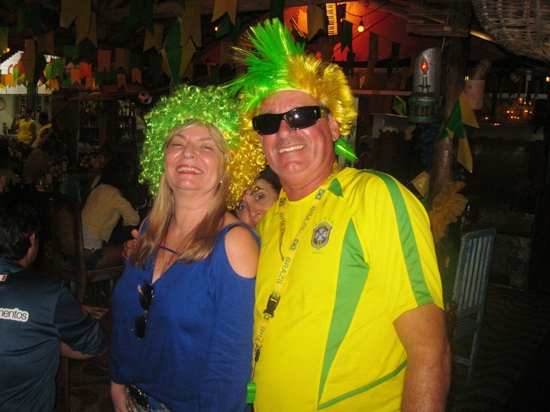 Παγκόσμιο Κύπελλο 2014: Ατελείωτο πάρτι στο Αρακαζού (photos+videos)