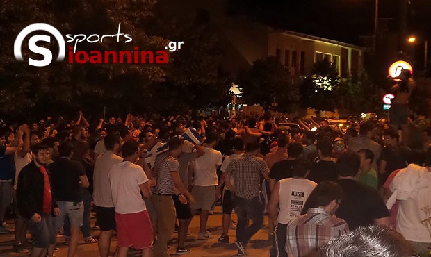 Παγκόσμιο Κύπελλο 2014: Όλη η Ελλάδα είναι… μπλε (photos+videos)