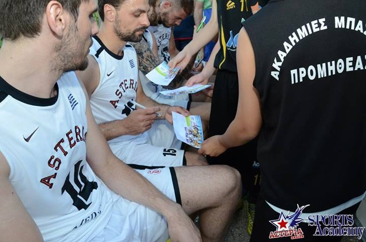 Κολοσσός Ρόδου: Ο Τσάμης και οι φίλοι του (photos)