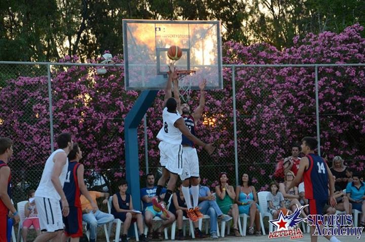 Κολοσσός Ρόδου: Ο Τσάμης και οι φίλοι του (photos)