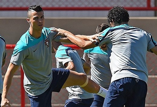 Μουντιάλ 2014: Κουρεύτηκε ξανά ο Ρονάλντο! (photos)