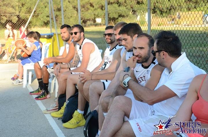 Κολοσσός Ρόδου: Ο Τσάμης και οι φίλοι του (photos)