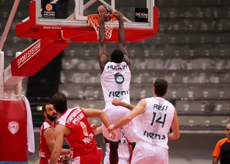 Ολυμπιακός: «Συμφωνία με Χάντερ» (photos+video)