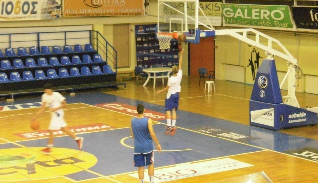 Ρέθυμνο: Συνεχίζεται το καμπ (photos)