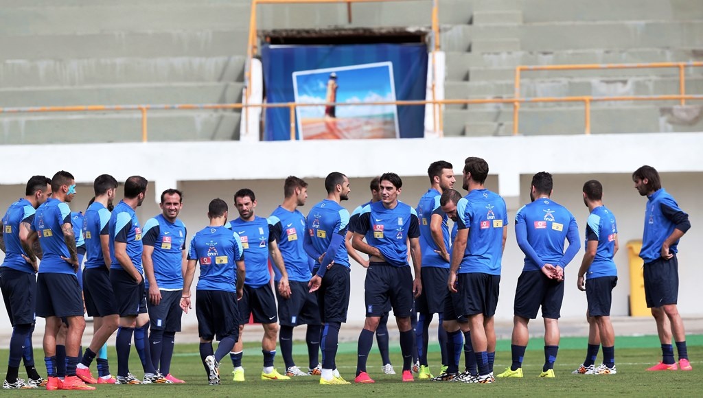 Ελλάδα – Κόστα Ρίκα: Ατομικό ο Καρνέζης (photos)