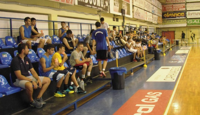 Ρέθυμνο: Συνεχίζεται το καμπ (photos)