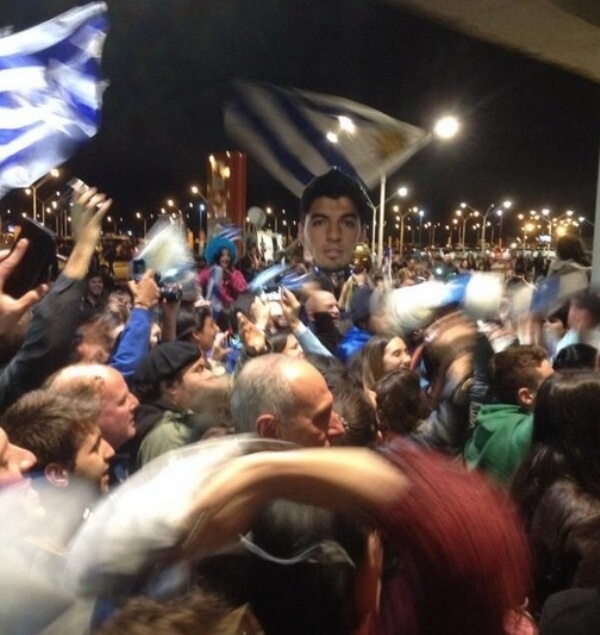 Παγκόσμιο Κύπελλο 2014: Αποθέωση για Σουάρες (photos)