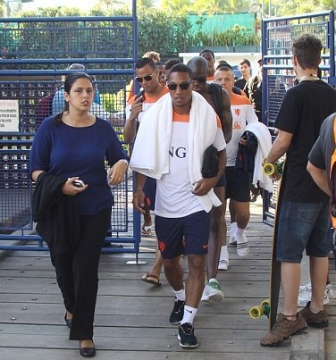 Μουντιάλ 2014: Πήγαν για μπάνιο οι Ολλανδοί (photos)