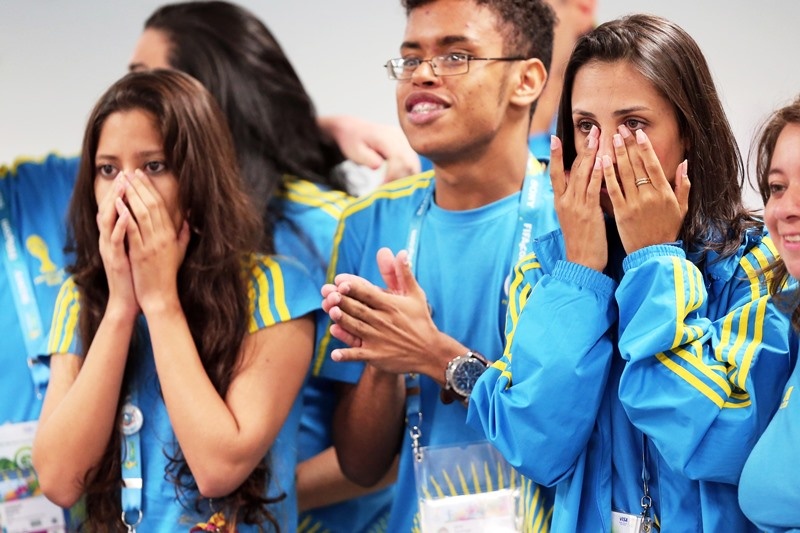 Μουντιάλ 2014: Τρελάθηκαν οι εθελοντές με τη Βραζιλία (photos)