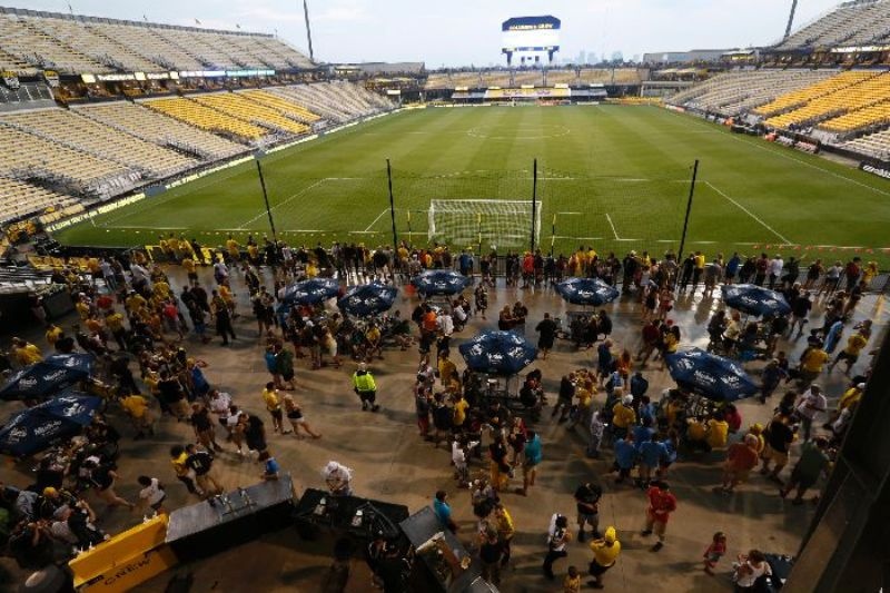 MLS: Χτυπήθηκε φίλαθλος από κεραυνό (videos+photos)
