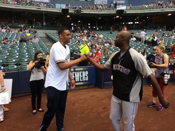 MLB: Ανούσιο homer για Μαρκάκη, ρίπτης ο... Πάρκερ (videos+photos)