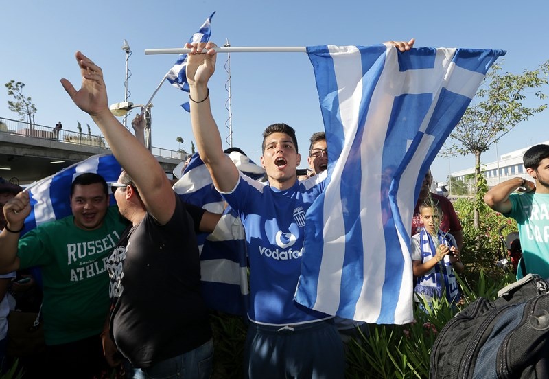 Εθνική Ελλάδας: Η υποδοχή στους… ήρωες (photos)