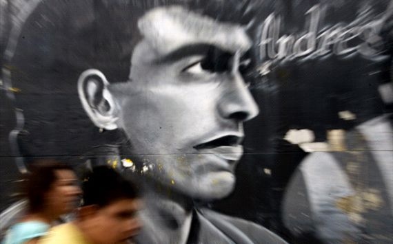 Μουντιάλ 2014: Ρίγη συγκίνησης για Εσκομπάρ (photos+videos)