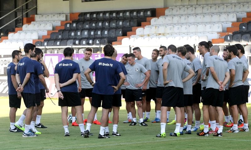 ΟΦΗ: Αποθέωση για Γκατούζο στην «πρώτη» (photos)