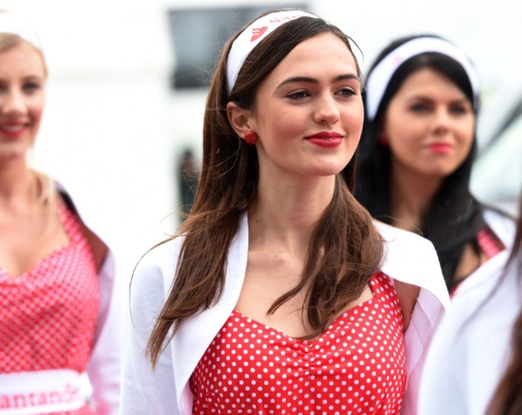 Φόρμουλα 1: Βρετανικά grid girls (photos)