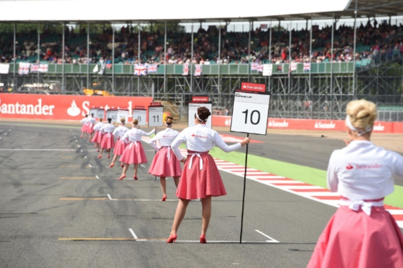 Φόρμουλα 1: Βρετανικά grid girls (photos)