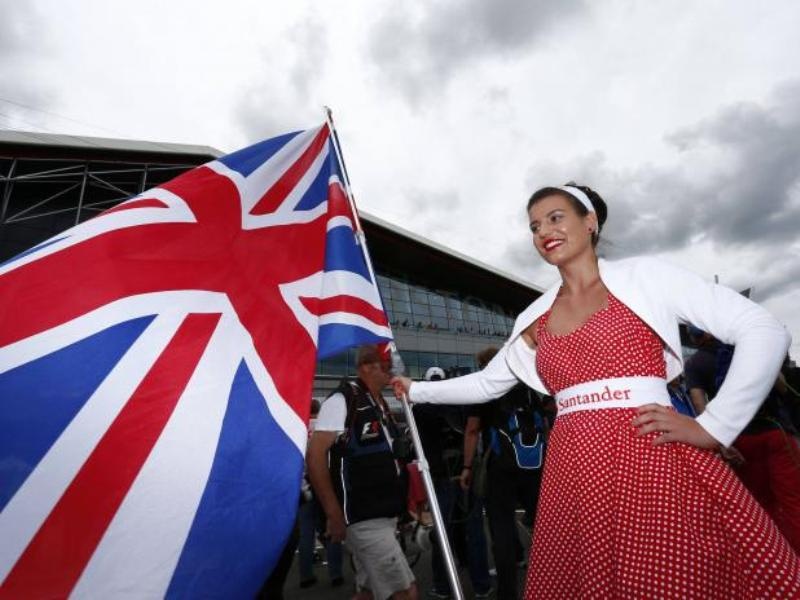 Φόρμουλα 1: Βρετανικά grid girls (photos)