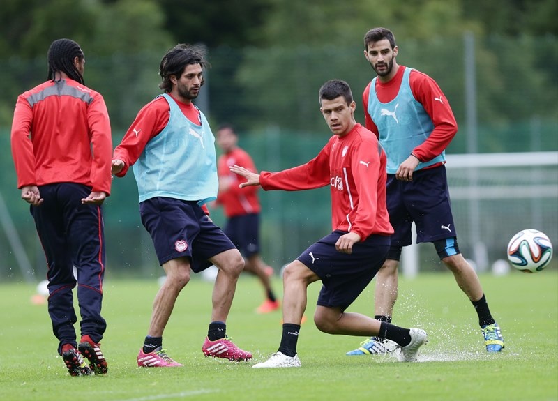 Ολυμπιακός: Διπλό με γκολ Κολοβού (photos)