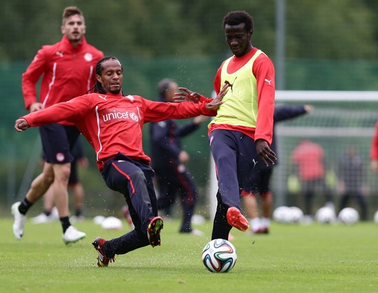 Ολυμπιακός: Διπλό με γκολ Κολοβού (photos)