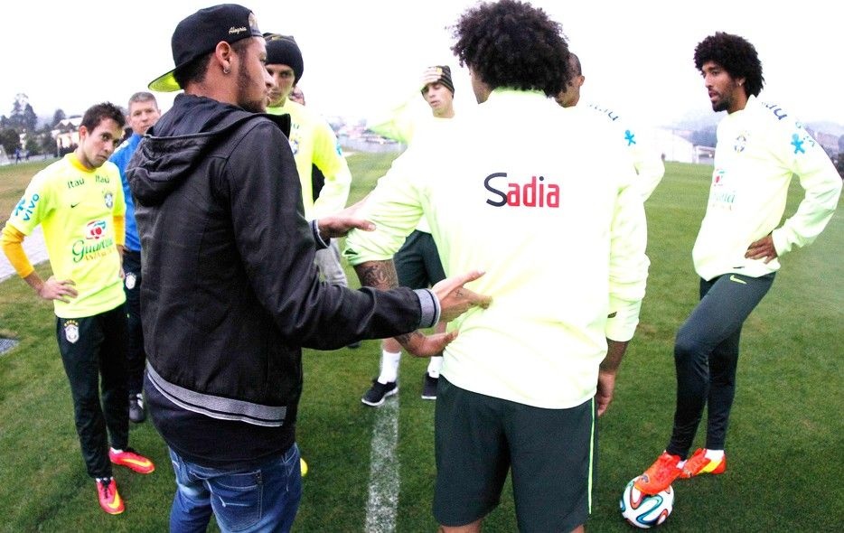 Μουντιάλ 2014: Ο Νεϊμάρ… στην προπόνηση (photos+video)