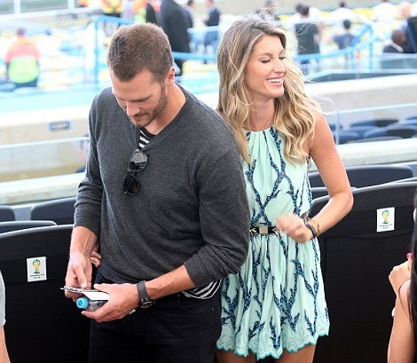 Παγκόσμιο Κύπελλο Ποδοσφαίρου 2014 - Τελικός: Ποιος χούφτωσε τη Ζιζέλ (photos)