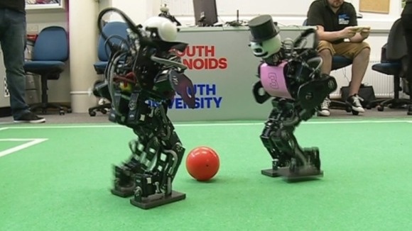 RoboCup 2014: Οι... Μέσι των ρομπότ! (photos+videos)